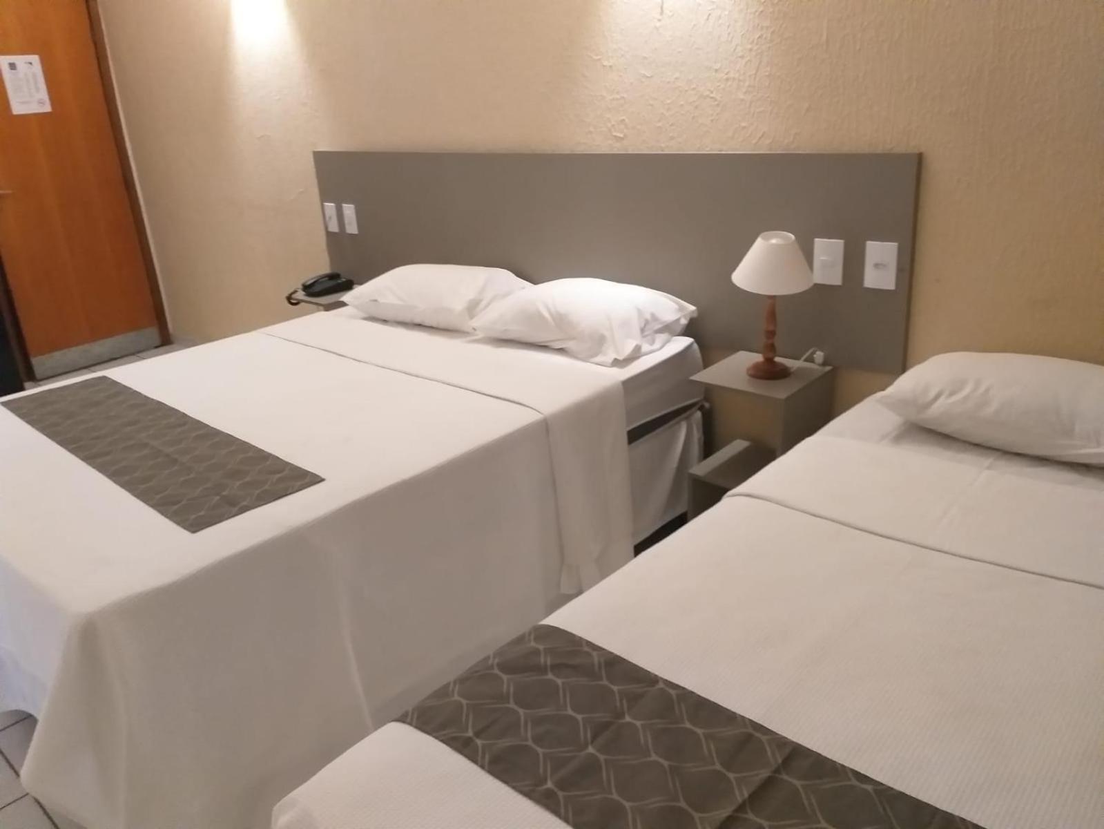 Palace Hotel Tres Poderes Frutal 外观 照片