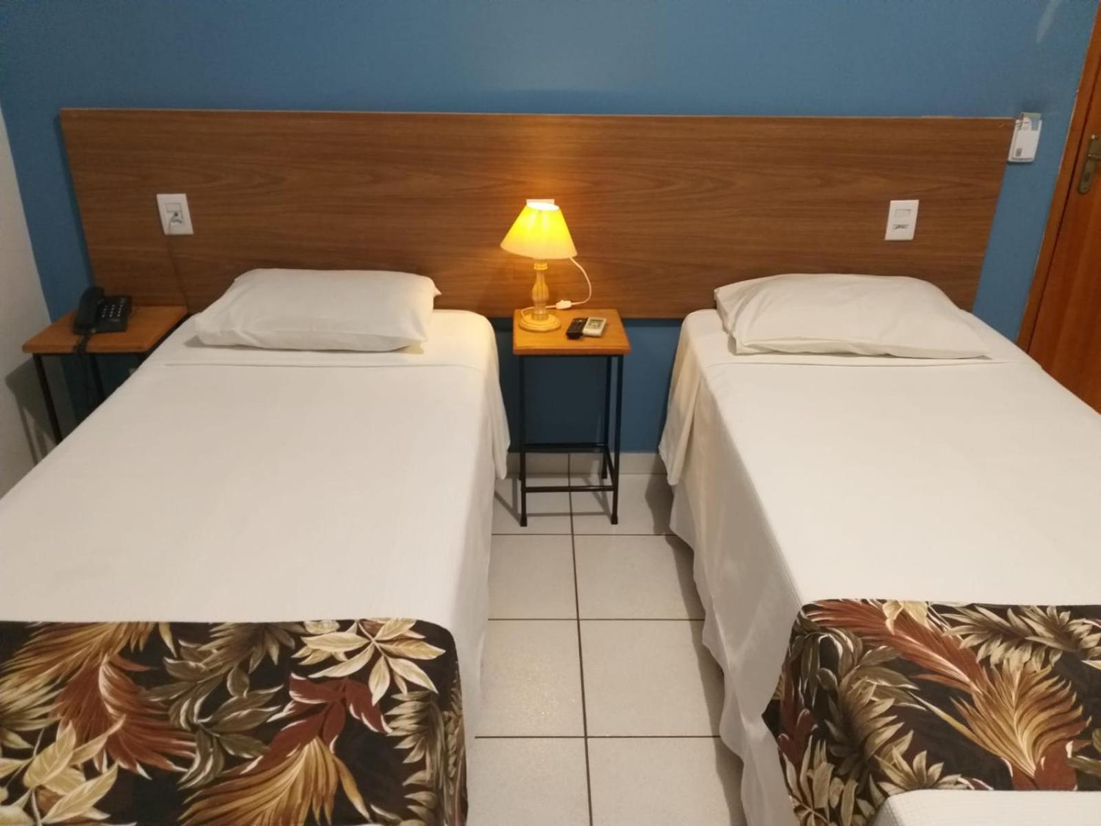 Palace Hotel Tres Poderes Frutal 外观 照片